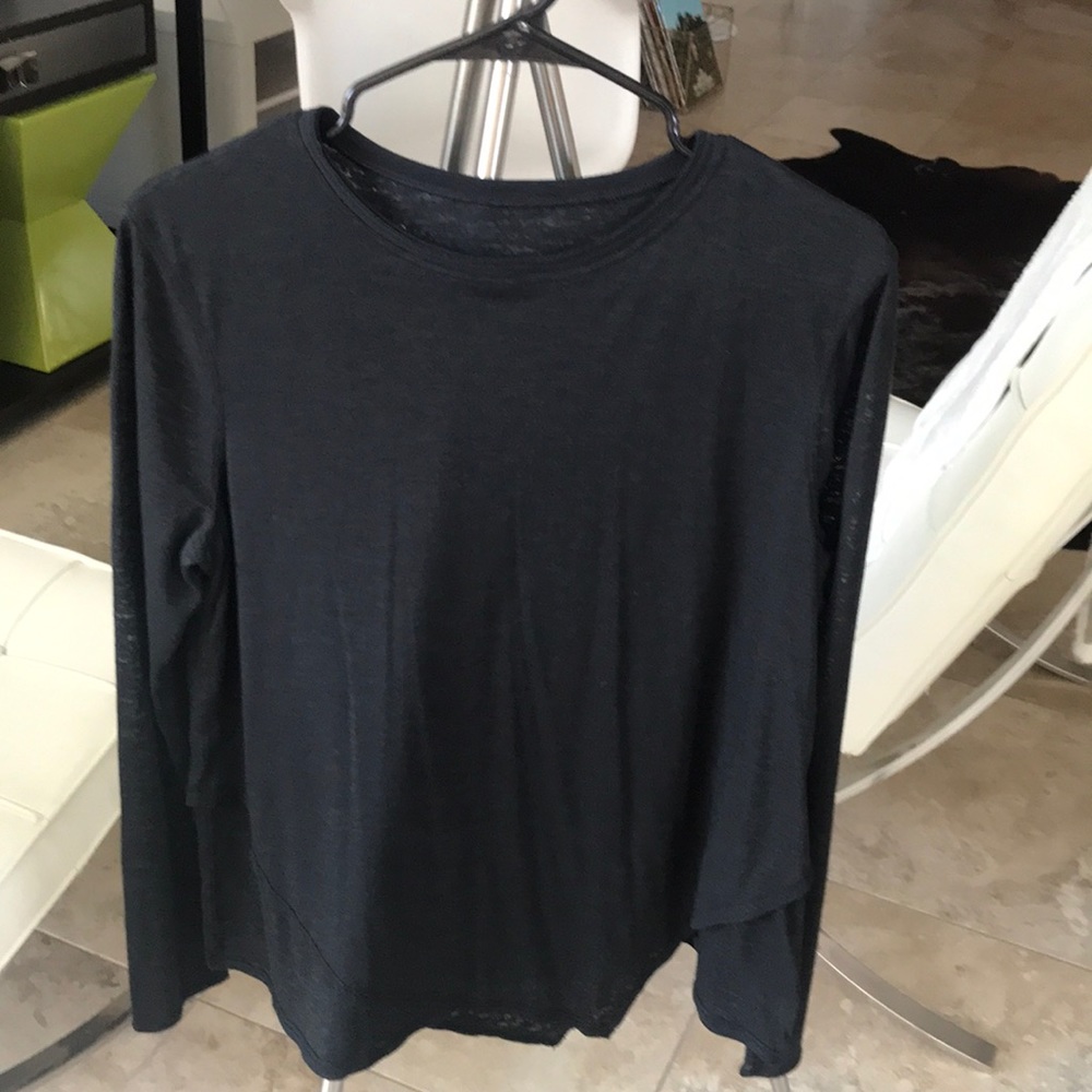 Lululemon black asymmetrical long sleeve